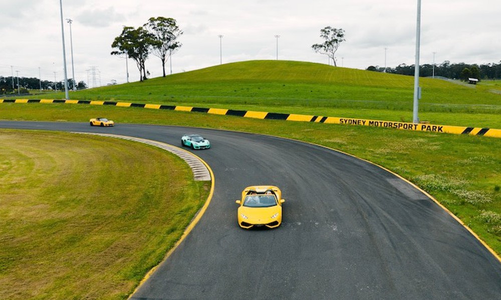 Lamborghini Supercar Drive - 4 Laps - Sydney