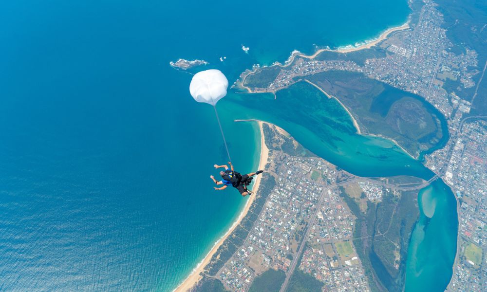 Newcastle up to 15,000ft Tandem Skydive Weekend