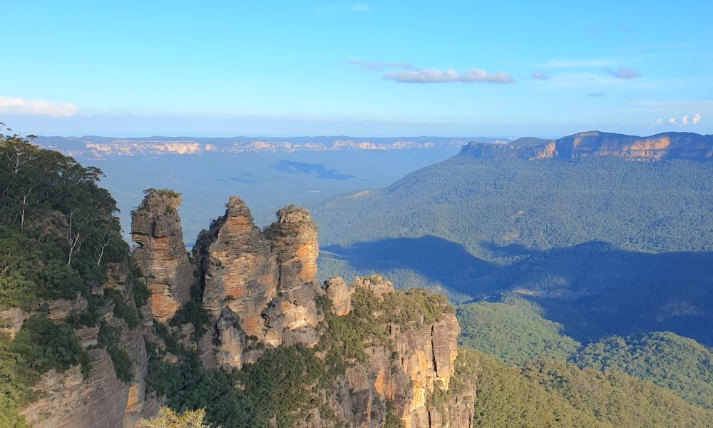 Blue Mountains Full Day Tour with Waterfall Walk and Lunch